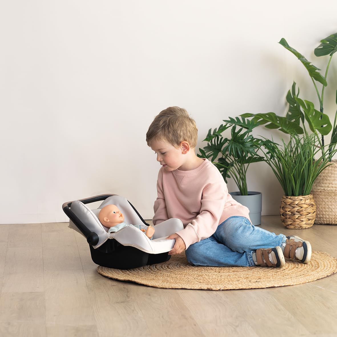 smoby-maxi-cosi-puppen-autositz-babyschale-mit-gurt-42cm image 5
