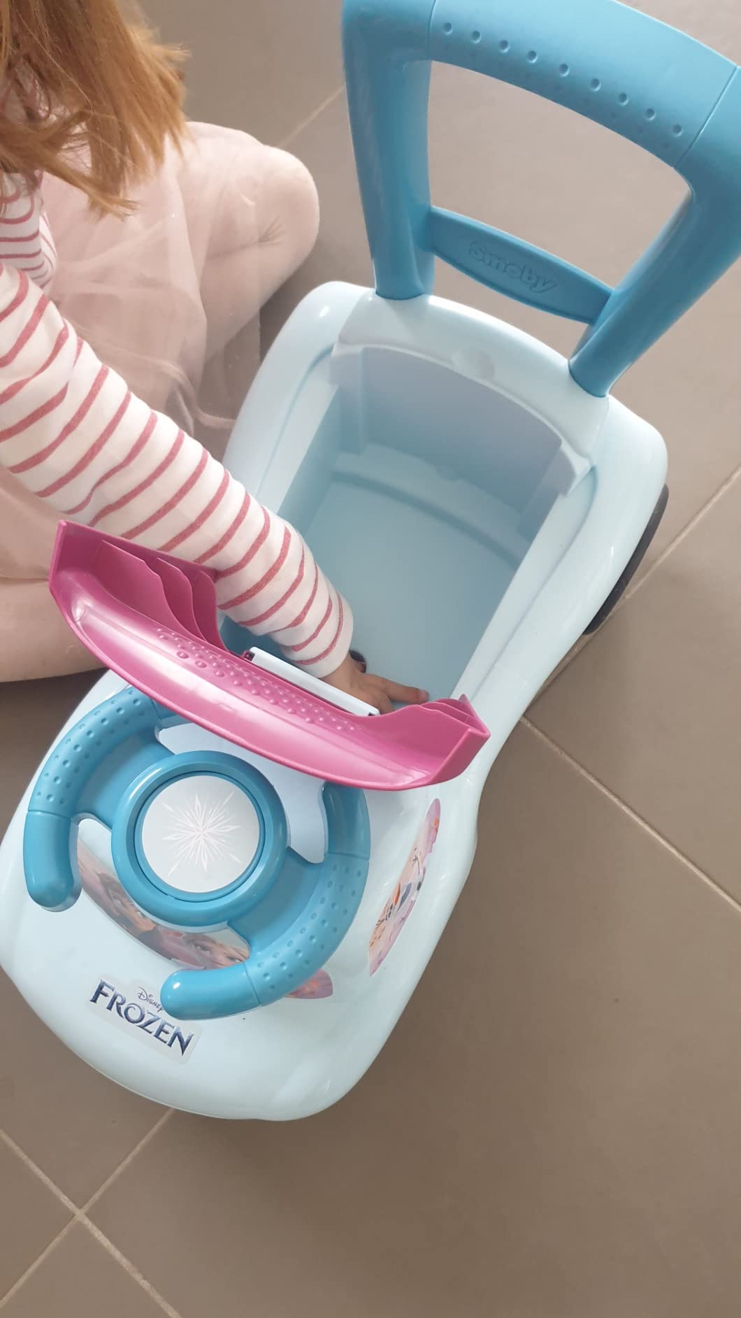 Elsa-Fan happy