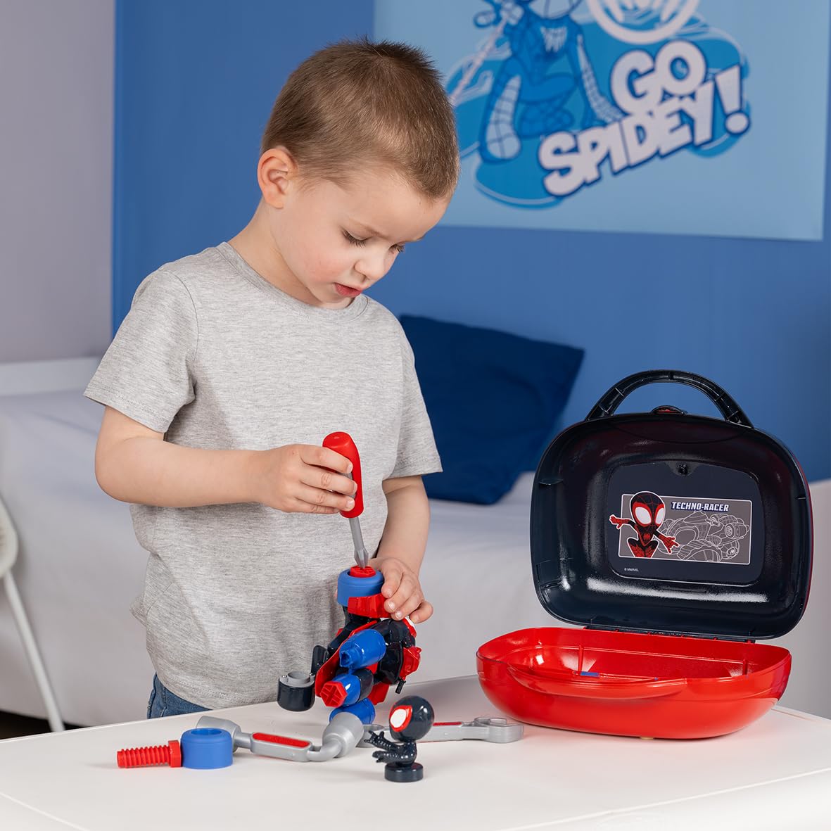 smoby-spidey-spin-werkzeugkoffer-miles-morales-360928 image 6