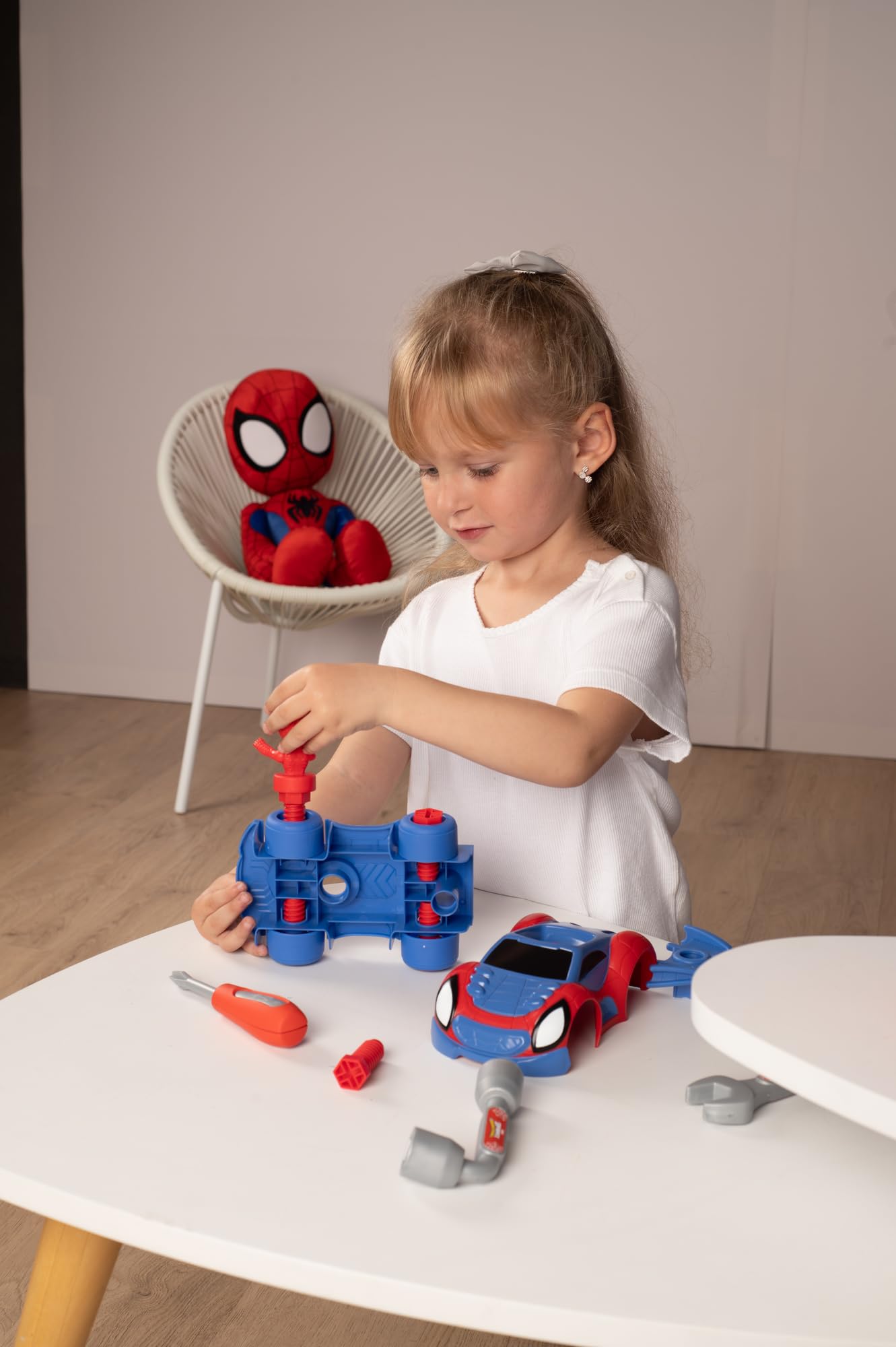 smoby-spidey-werkbank-mit-sprungschanze-und-raupenfahrzeug-60-teile image 8